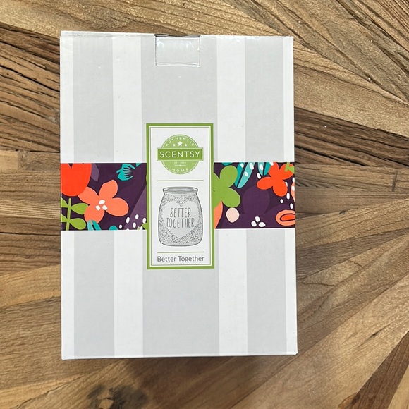 Better together scentsy wax warmer - Picture 2 of 3